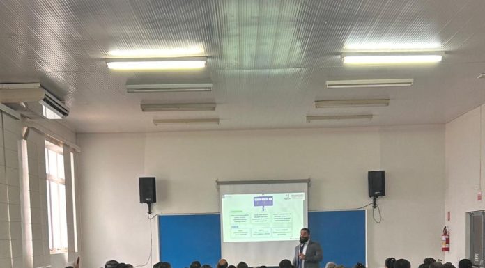 A palestra sobre reforma tributária na Faculdade REGES de Dracena