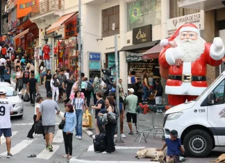 Novo salário mínimo será de R$ 1.621 em 2026