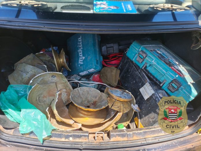 3b36992f-49c0-490c-bbdf-b6fac60f0b12