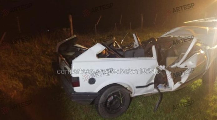 Tr}ansito:Duas pessoas morrem e uma criança de 2 anos está em estado gravíssimo, após acidente