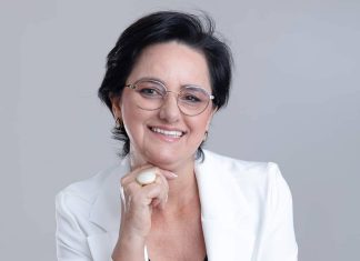 Sônia Bizi estreia idade nova neste domingo