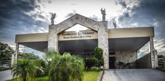 Primeiro dia de Confissão com padres da região no Santuário Nossa Senhora de Fátima