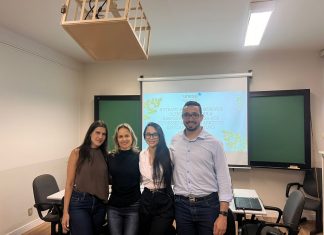 Veja imagens quando da defesa de tese de mestrado de Lara Yassuko Nakamura