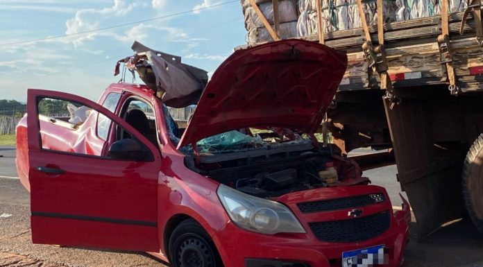Trânsito: Motorista fica gravemente ferido em acidente na SP 294, rodovia Comandante João Ribeiro de Barros