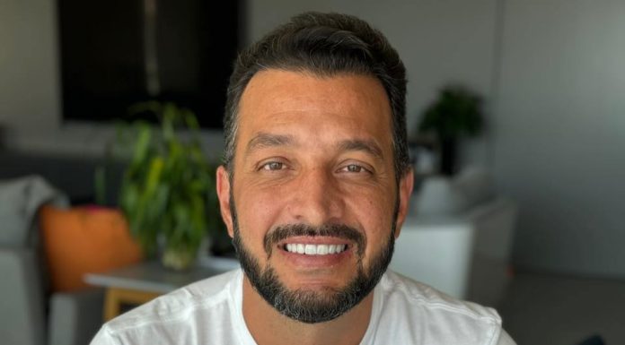 Convidado,Edu Dracena comentarista da Band participa de programa esportivo da CNN Brasil