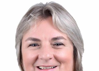 Ana Lúcia Pagliusi Costa está de aniversário hoje