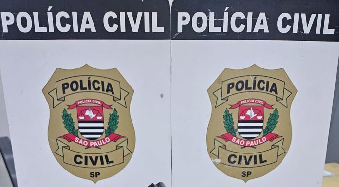 Polícia Civil apreende simulacro de arma de fogo em residência investigada por venda ilícita de produtos de origem estrangeira em Dracena