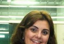 Dia de Parabéns Pra Você na REGES de Dracena. Professora Andréa Ubeda está de aniversário