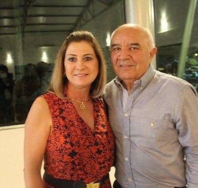 Neusa Abonísio comemora aniversário .Parabéns!