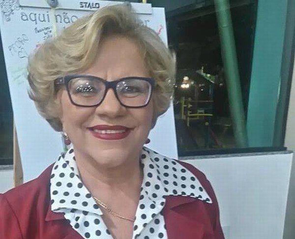 Ex-vereadora, professora Elisabete Micheloni estreia idade nova hoje