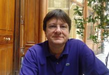 O médico, dr Sílvio Grando comemora aniversário hoje