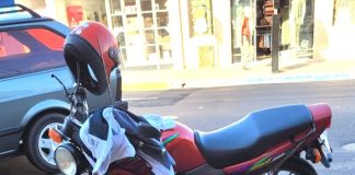 Trânsto: Acidente entre carro e moto em Dracena
