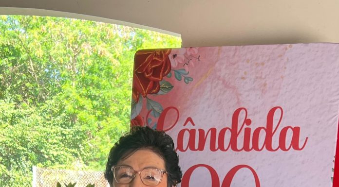 Dona Cândida Ramos Ribeiro celebra seus 90 anos