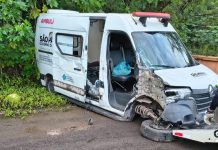 Trânsito:Ambulância da Prefeitura de Adamantina se envolve em acidente Rondon; ocupantes não sofreram ferimentos