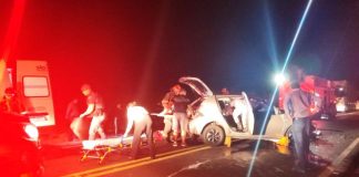 Trânsito: Ultrapassagem em local proibido provoca acidente entre 3 veículos e deixa 6 feridos