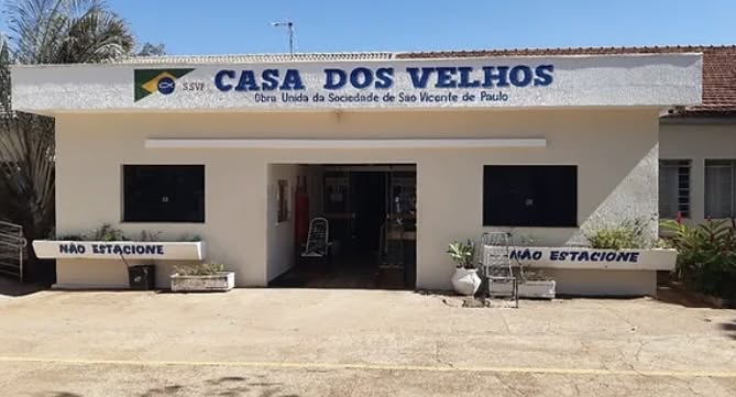 Chá Beneficente em prol da Casa dos Velhos