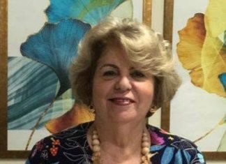Ângela Pollon Branco está de aniversário hoje.